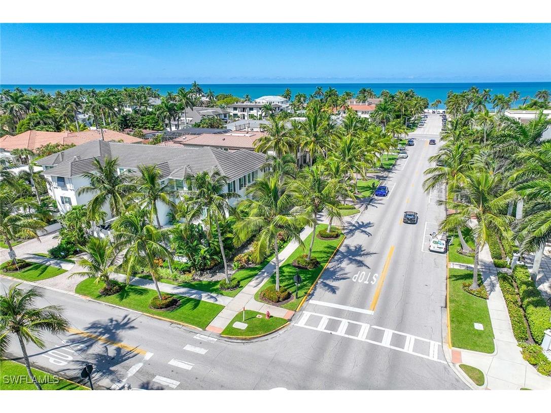 950 7th Avenue S #14 Naples FL 34102 225067910 image49