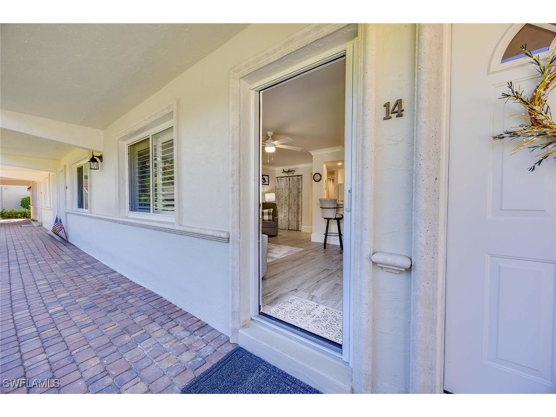 950 7th Avenue S #14 Naples FL 34102 225067910 image6