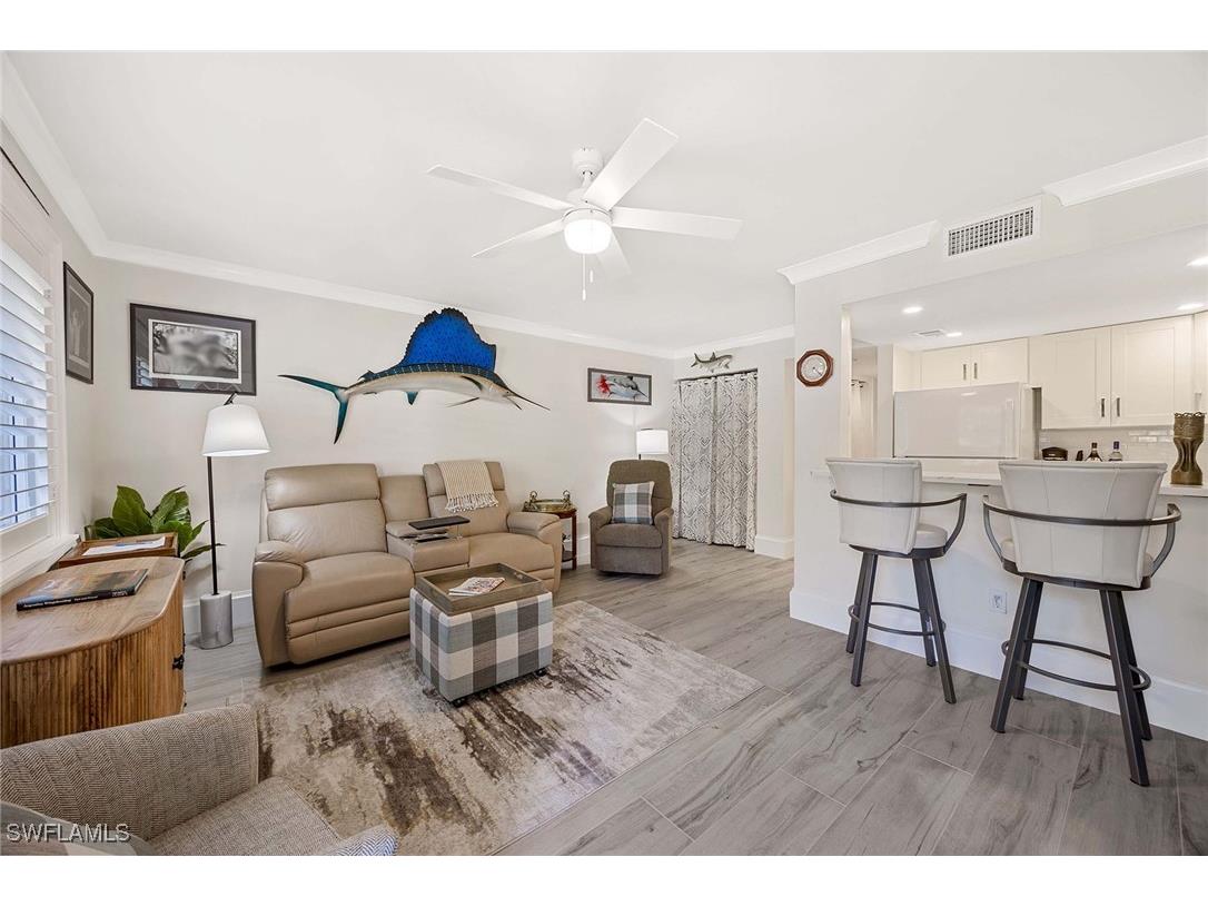 950 7th Avenue S #14 Naples FL 34102 225067910 image7