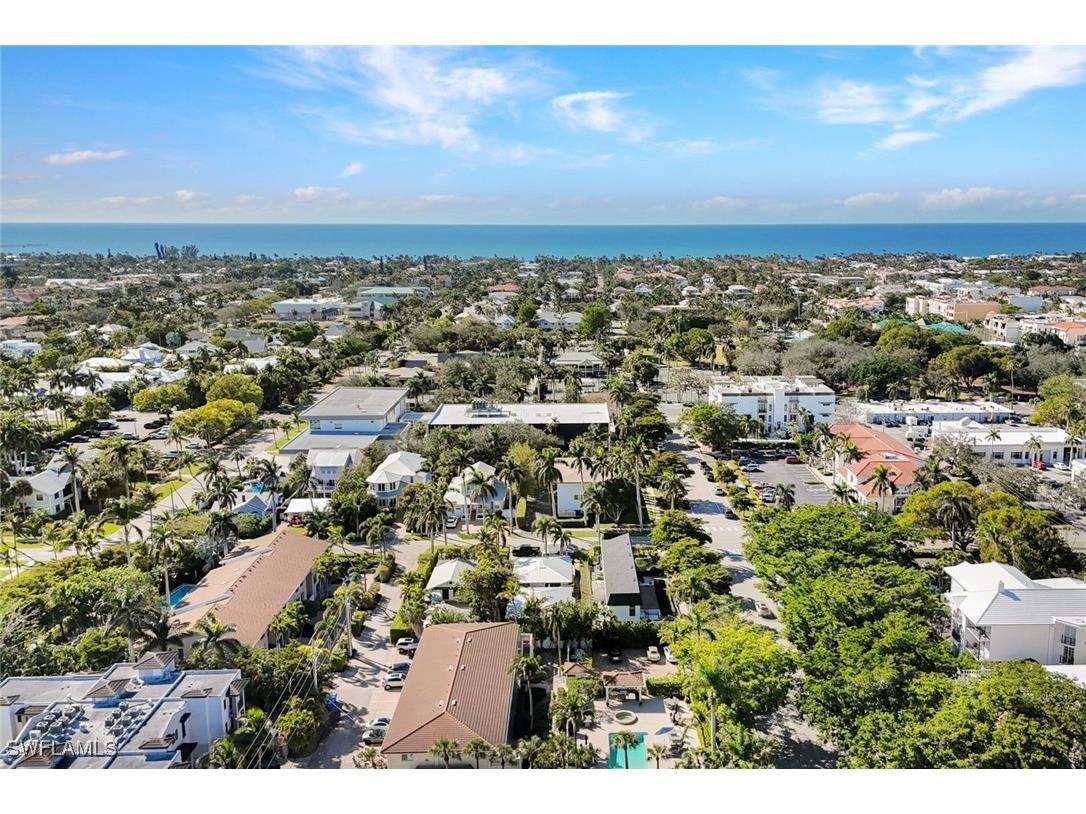 950 7th Avenue S #22 Naples FL 34102 225009720 image1