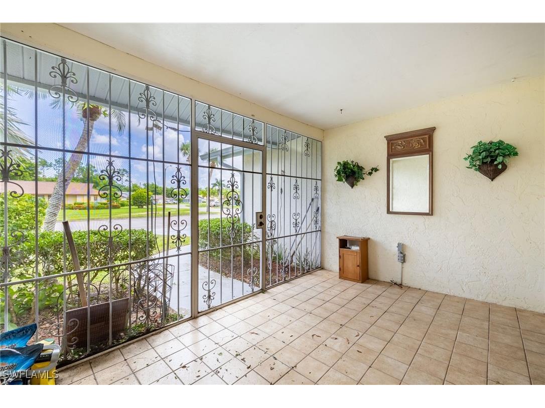 950 Charlemagne Boulevard Naples FL 34112 225062663 image3