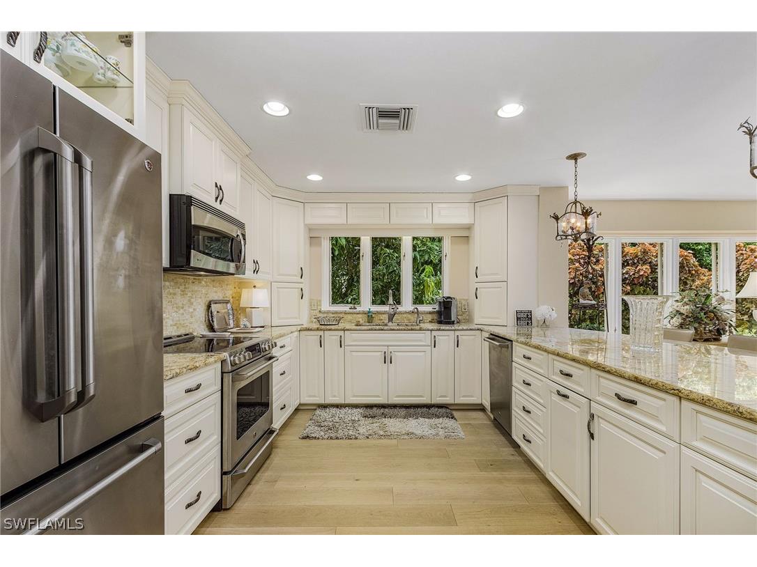 950 Galleon Drive Naples FL 34102 226008476 image19