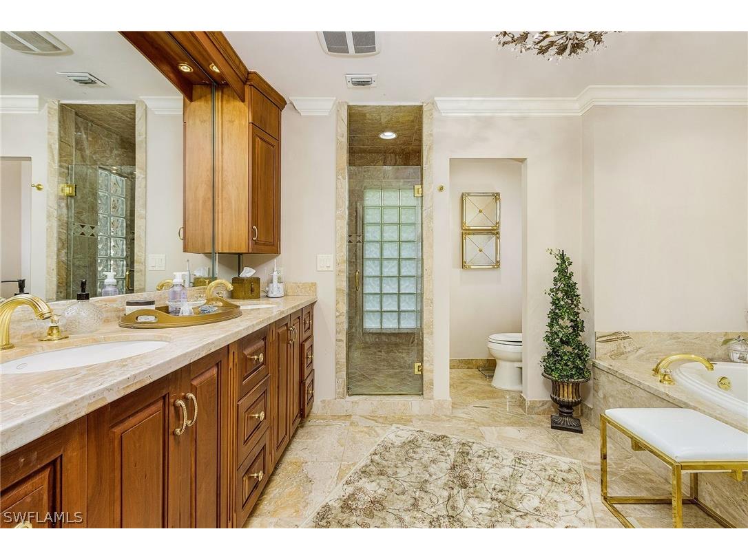 950 Galleon Drive Naples FL 34102 226008476 image23