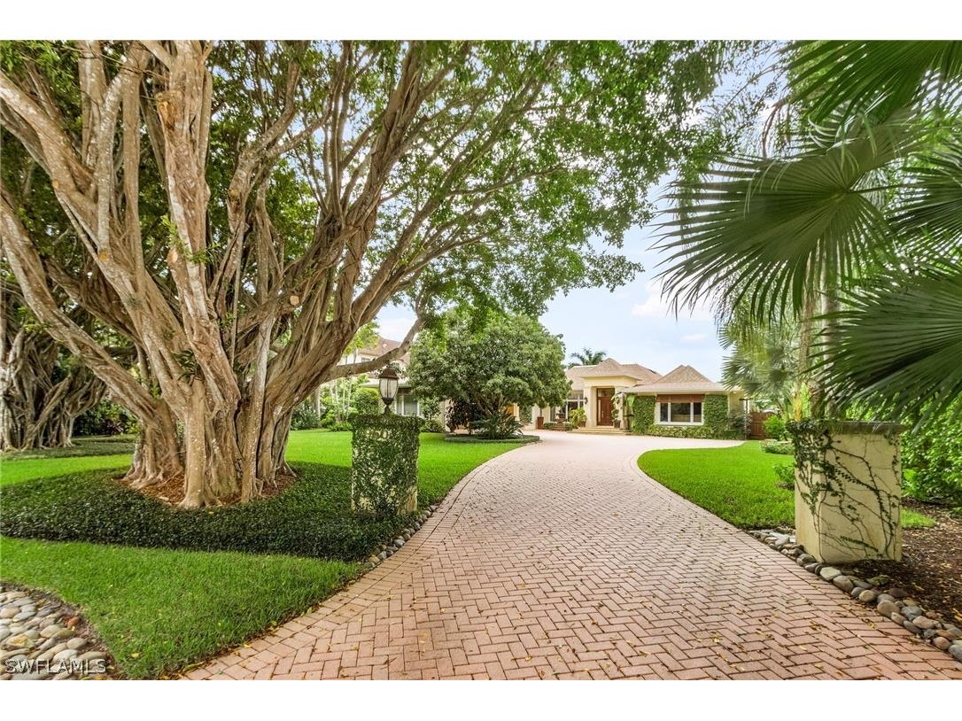 950 Galleon Drive Naples FL 34102 226008476 image4