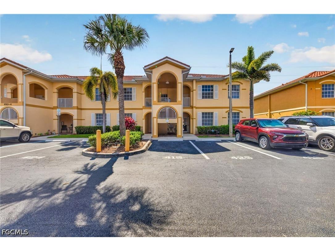 950 Hancock Creek South Boulevard #425 Cape Coral FL 33909 2026017431 image1