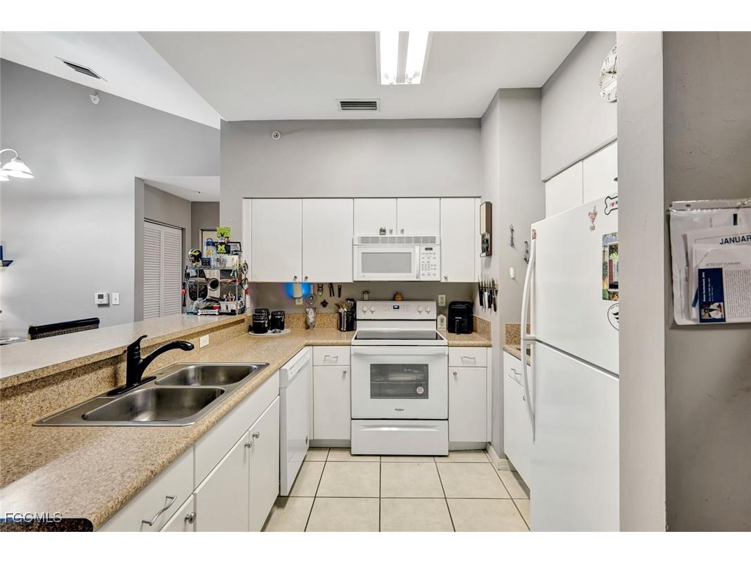 950 Hancock Creek South Boulevard #524 Cape Coral FL 33909 2025026116 image10