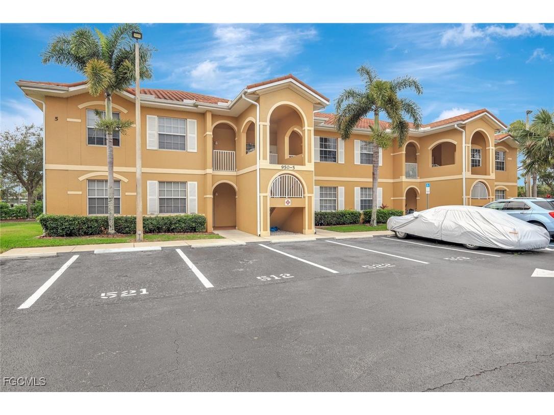 950 Hancock Creek South Boulevard #524 Cape Coral FL 33909 2025026116 image2