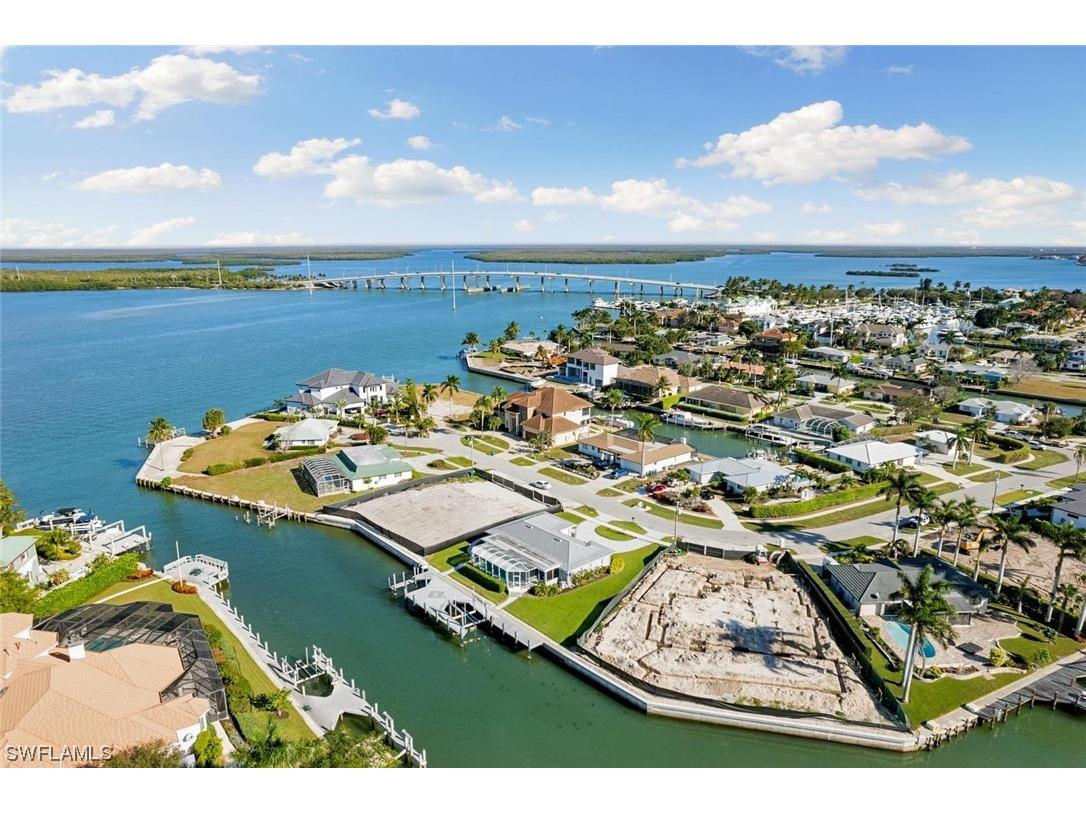 950 Iris Court Marco Island FL 34145 224000273 image1