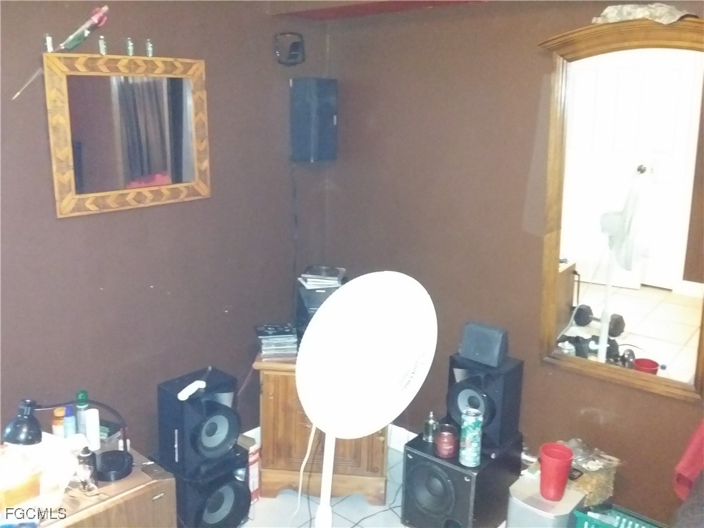 950 Lakeview Drive North Fort Myers FL 33903 2026000306 image18