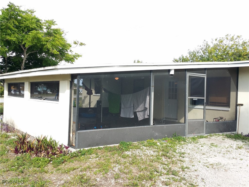 950 Lakeview Drive North Fort Myers FL 33903 2026000306 image2