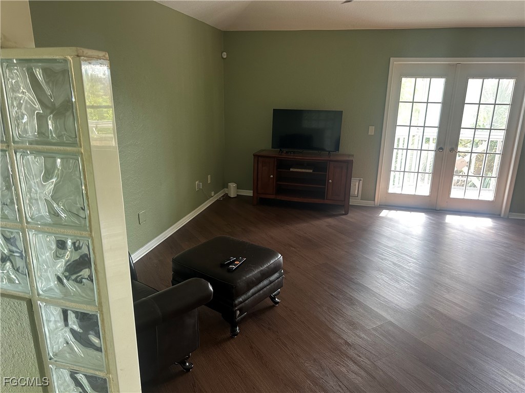 950 Moody Road #123 North Fort Myers FL 33903 2026005400 image8