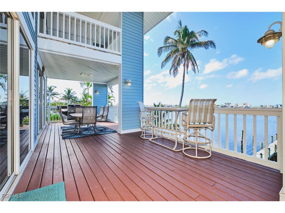 950 San Carlos Drive Fort Myers Beach FL 33931 2026002641 image27