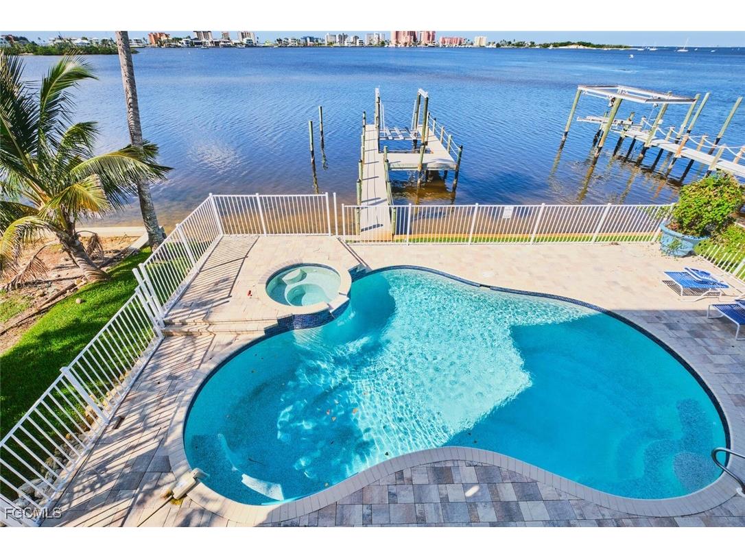 950 San Carlos Drive Fort Myers Beach FL 33931 2026002641 image29