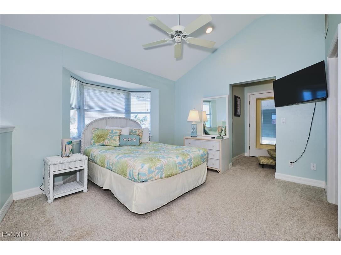 950 San Carlos Drive Fort Myers Beach FL 33931 2026002641 image34
