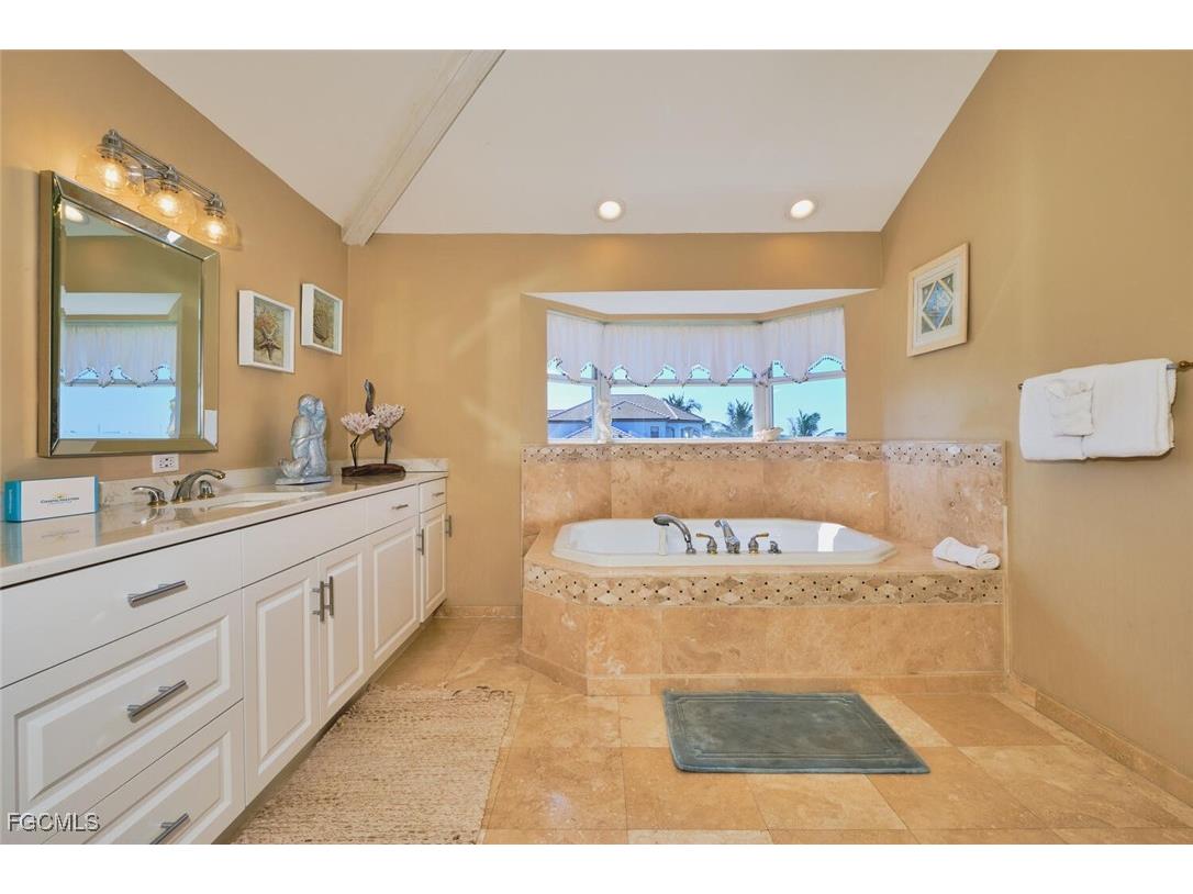 950 San Carlos Drive Fort Myers Beach FL 33931 2026002641 image37