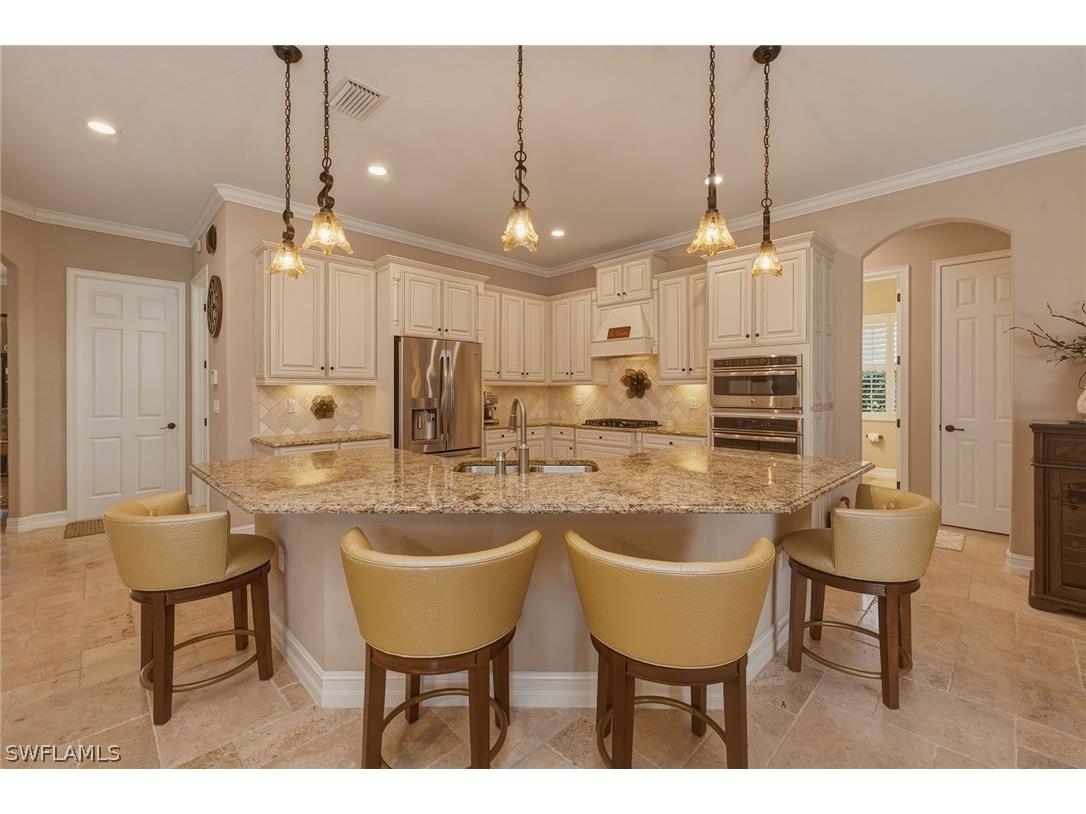 9505 Campanile Circle Naples FL 34114 226010963 image3