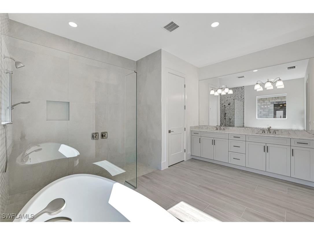 9506 Caymas Way Naples FL 34114 225039152 image24