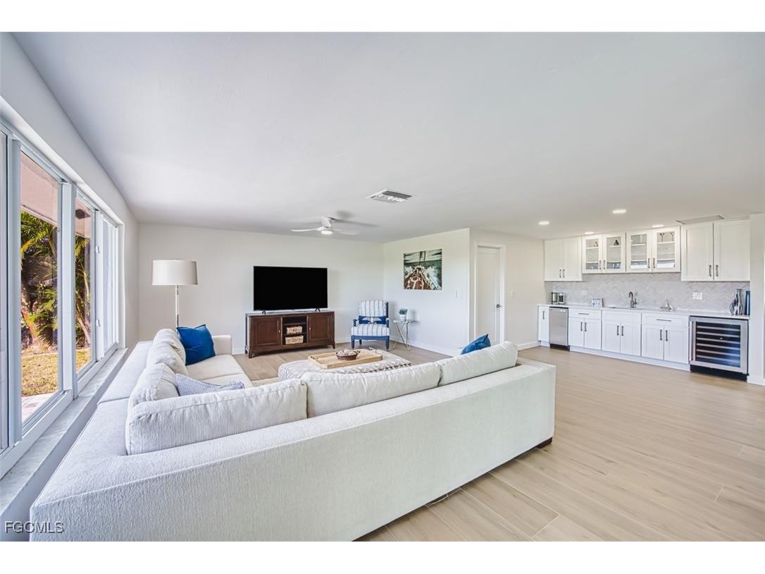951 Sand Castle Road Sanibel FL 33957 2025019159 image13
