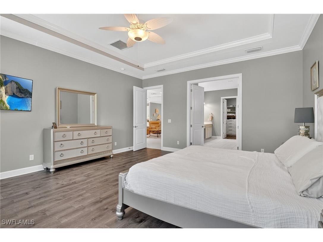 9512 Livorno Court Naples FL 34119 225067215 image18