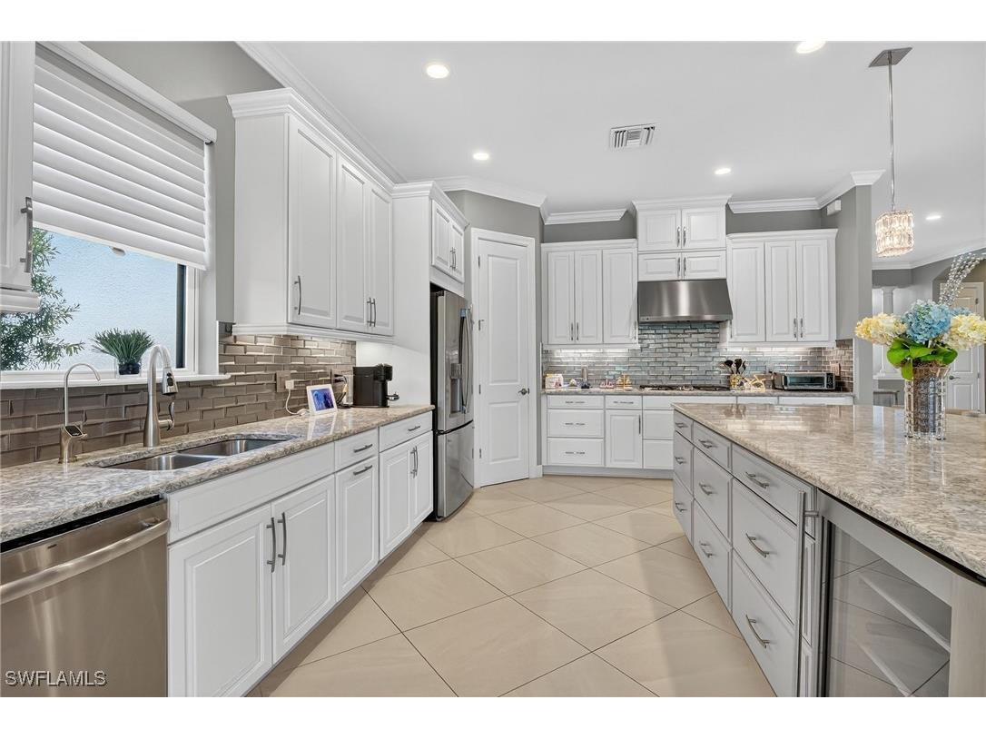 9512 Livorno Court Naples FL 34119 225067215 image9