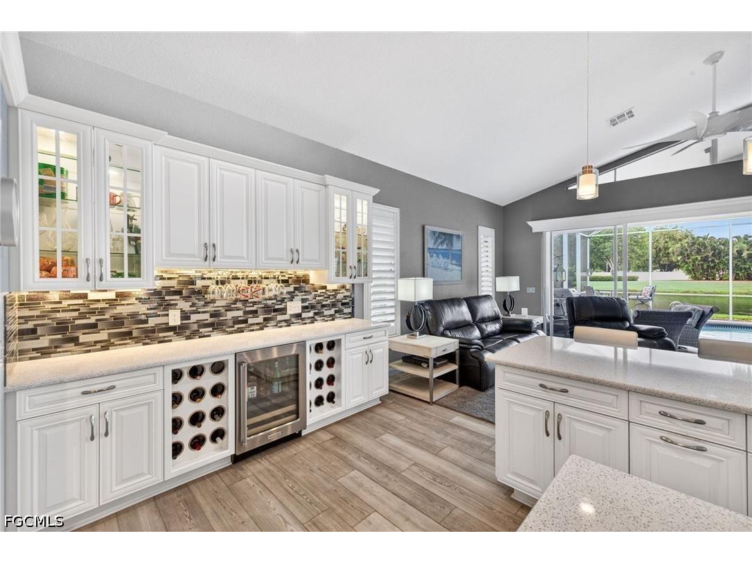 9512 Mariners Cove Lane Fort Myers FL 33919 2026018831 image10