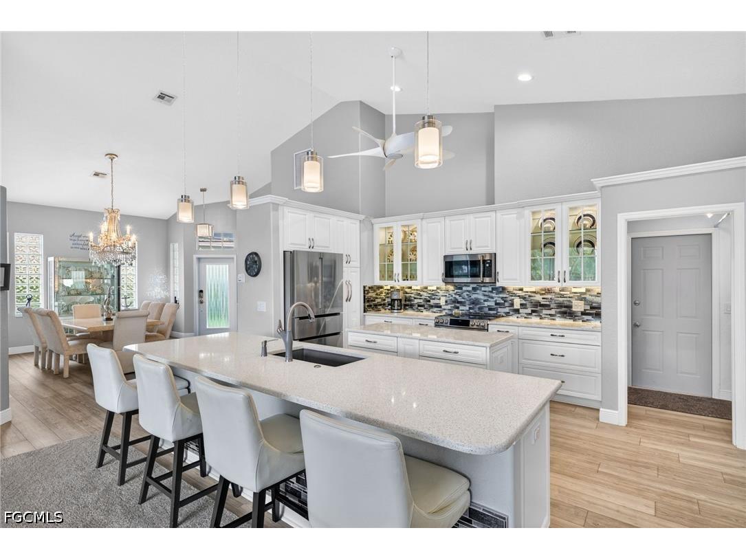 9512 Mariners Cove Lane Fort Myers FL 33919 2026018831 image7