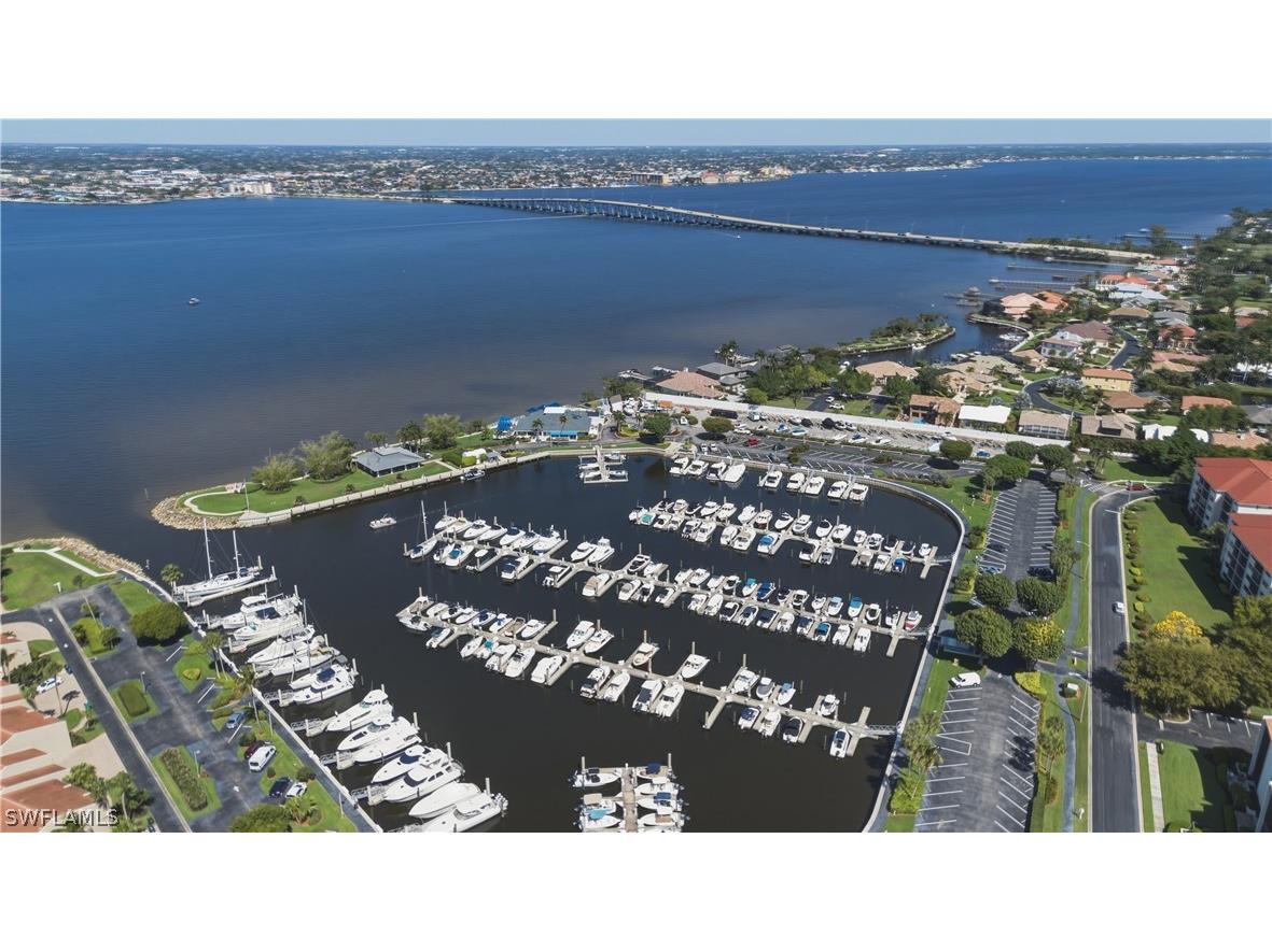 9515 Mariners Cove Lane Fort Myers FL 33919 226011897 image35