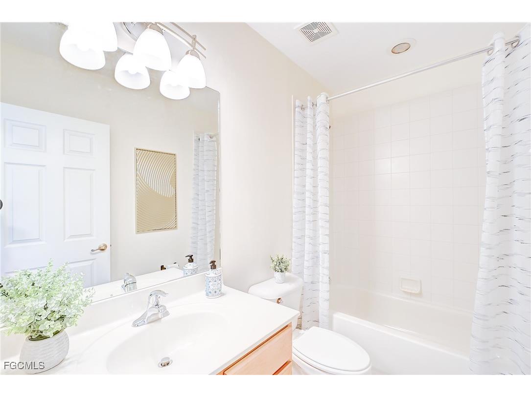 9517 Brookville Court Fort Myers FL 33967 2025023628 image14