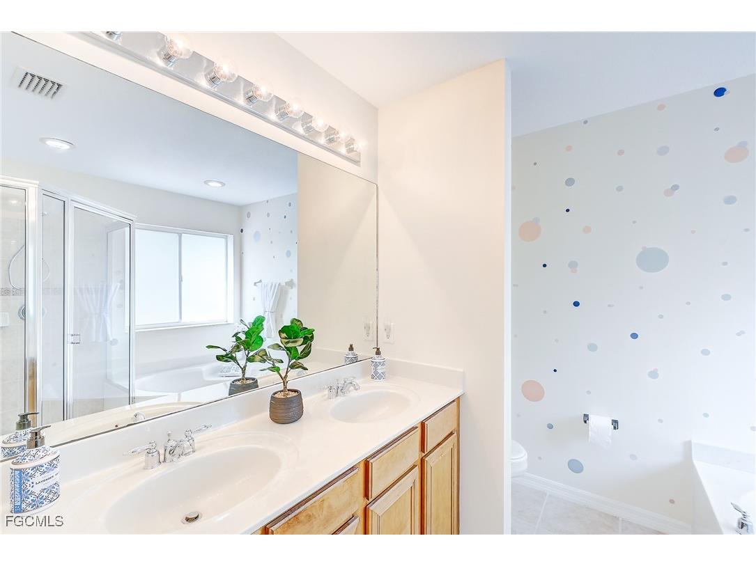 9517 Brookville Court Fort Myers FL 33967 2025023628 image18