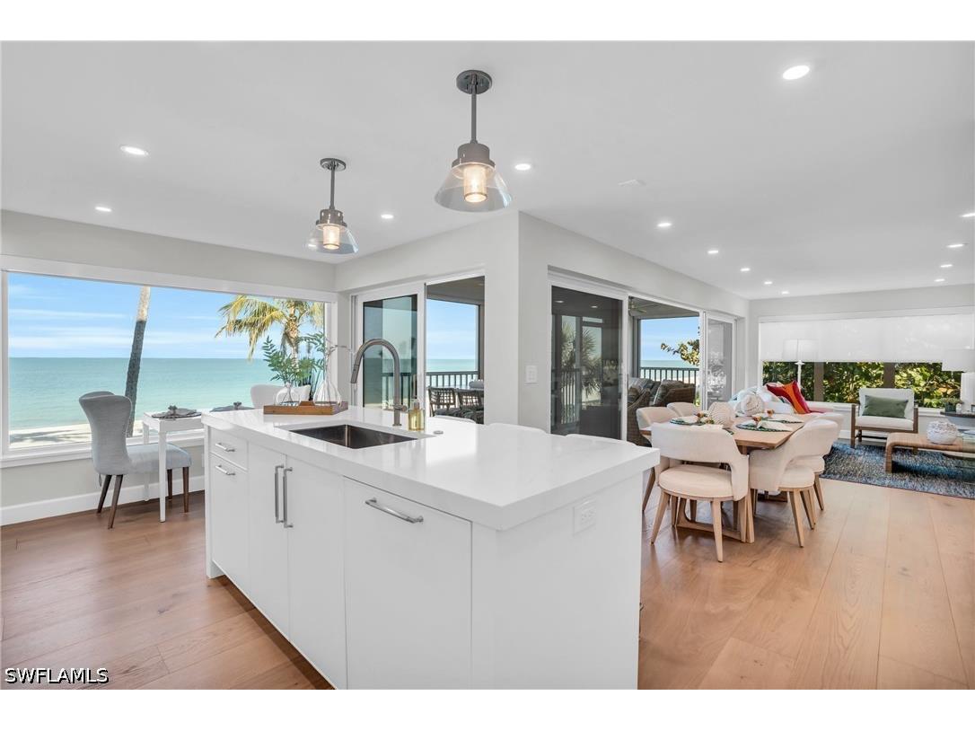 9517 Gulf Shore Drive #202 Naples FL 34108 226015581 image12