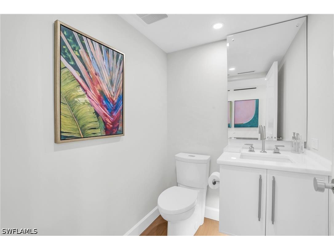 9517 Gulf Shore Drive #202 Naples FL 34108 226015581 image27