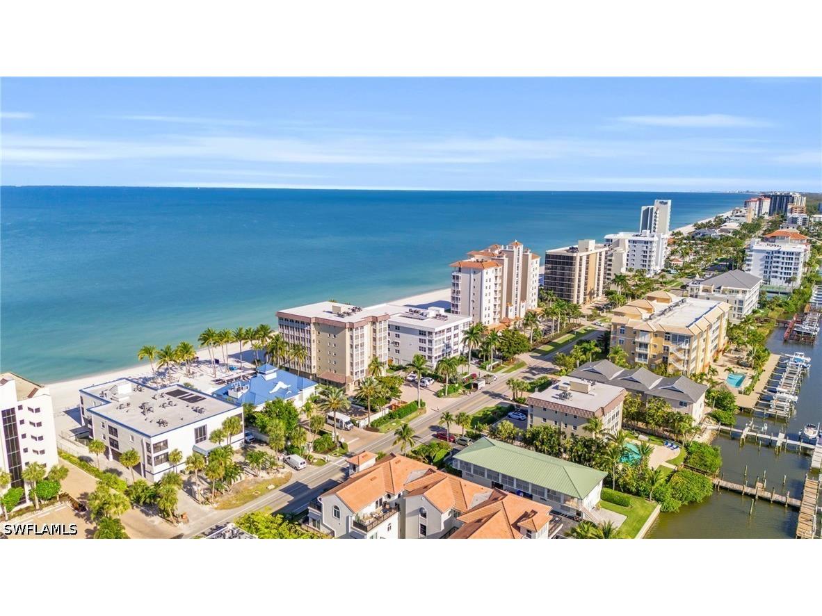 9517 Gulf Shore Drive #202 Naples FL 34108 226015581 image30