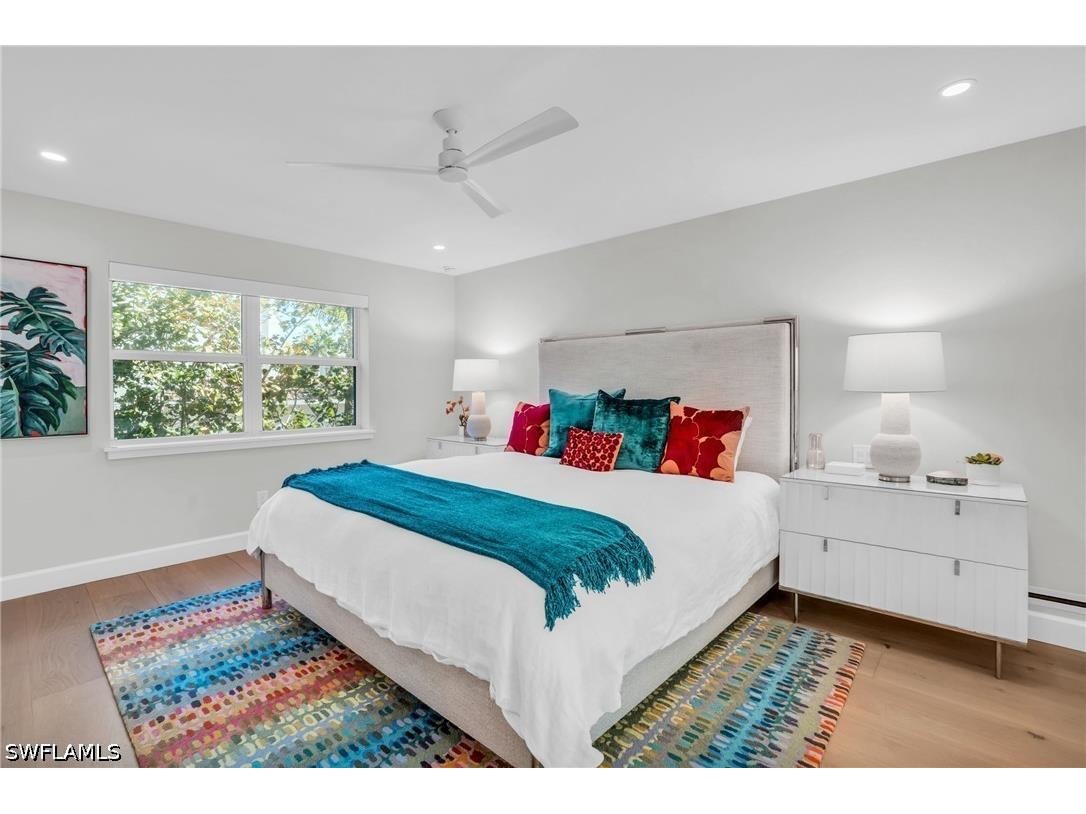 9517 Gulf Shore Drive #202 Naples FL 34108 226015581 image4