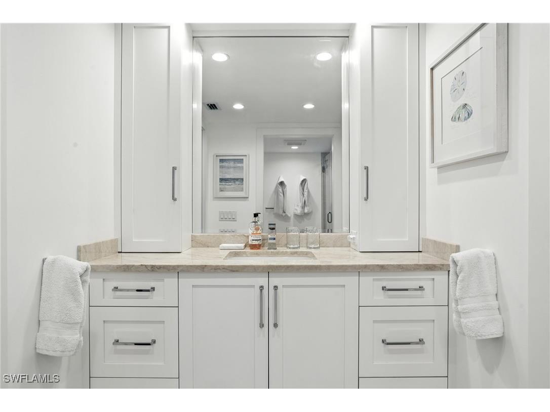 9517 Gulf Shore Drive #401 Naples FL 34108 225047848 image28