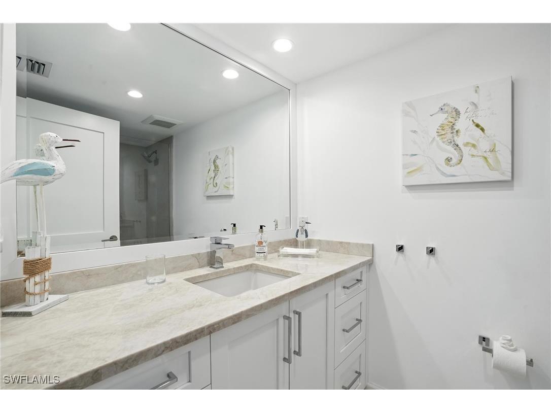 9517 Gulf Shore Drive #401 Naples FL 34108 225047848 image39