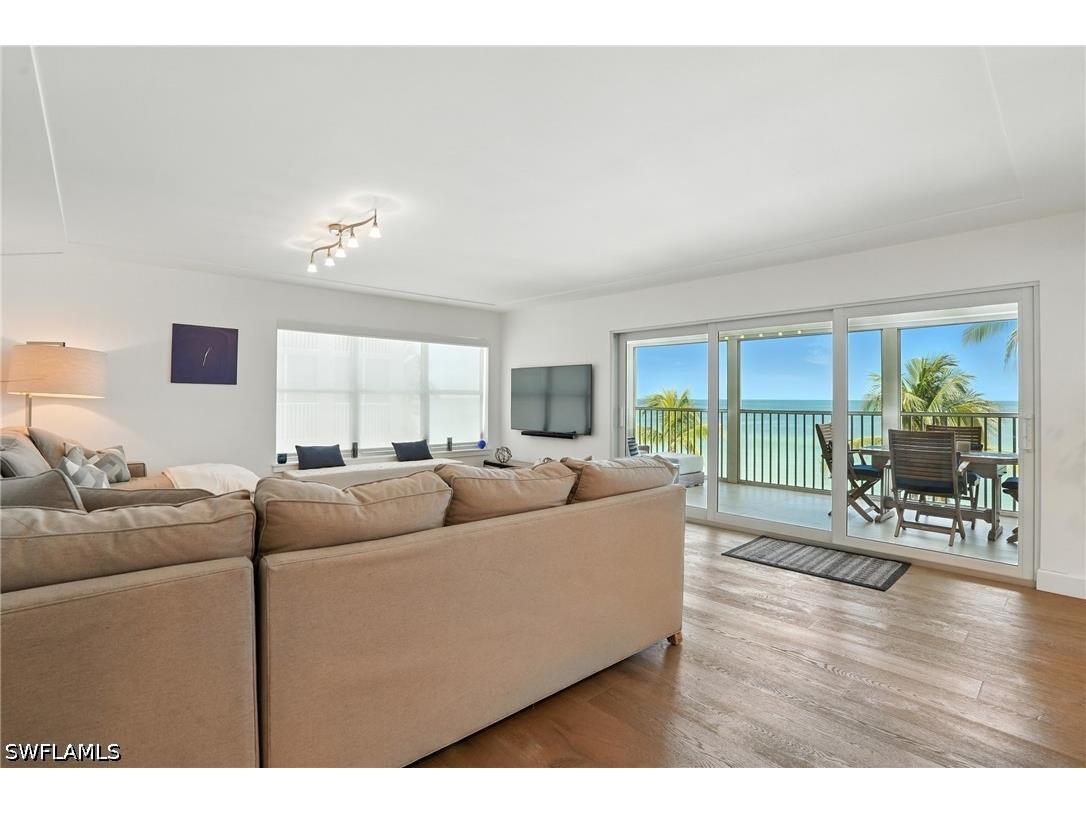 9517 Gulf Shore Drive #401 Naples FL 34108 226015587 image10