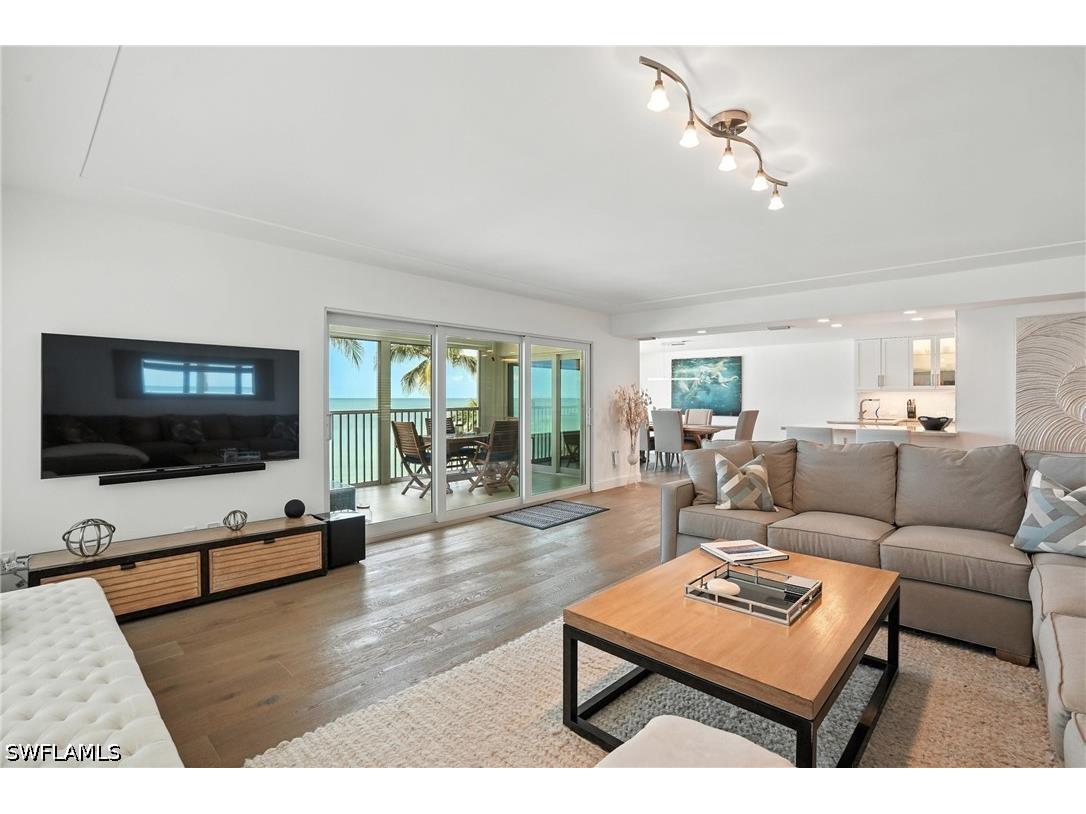 9517 Gulf Shore Drive #401 Naples FL 34108 226015587 image12