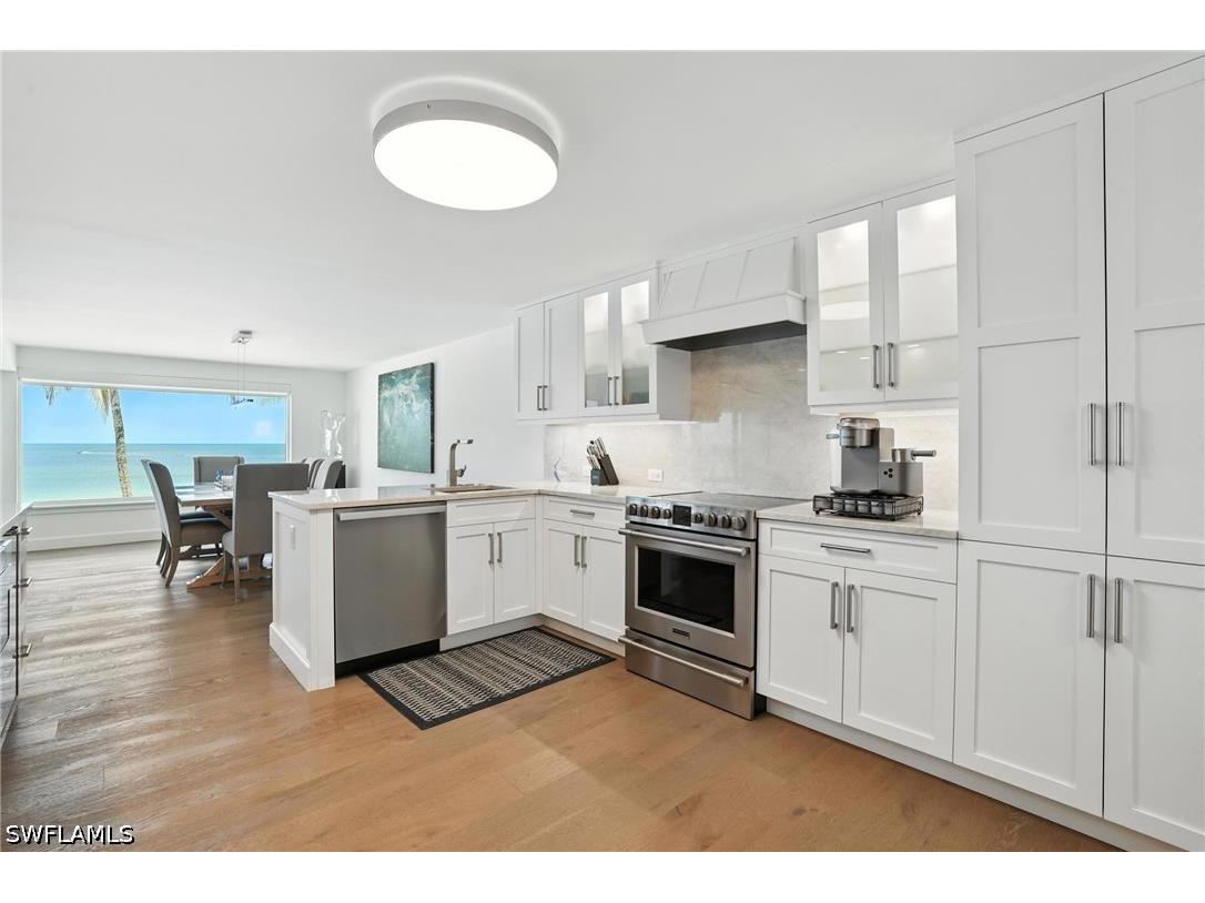 9517 Gulf Shore Drive #401 Naples FL 34108 226015587 image20
