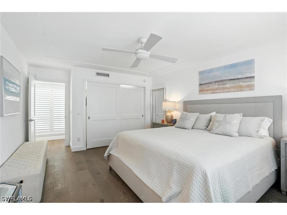 9517 Gulf Shore Drive #401 Naples FL 34108 226015587 image30