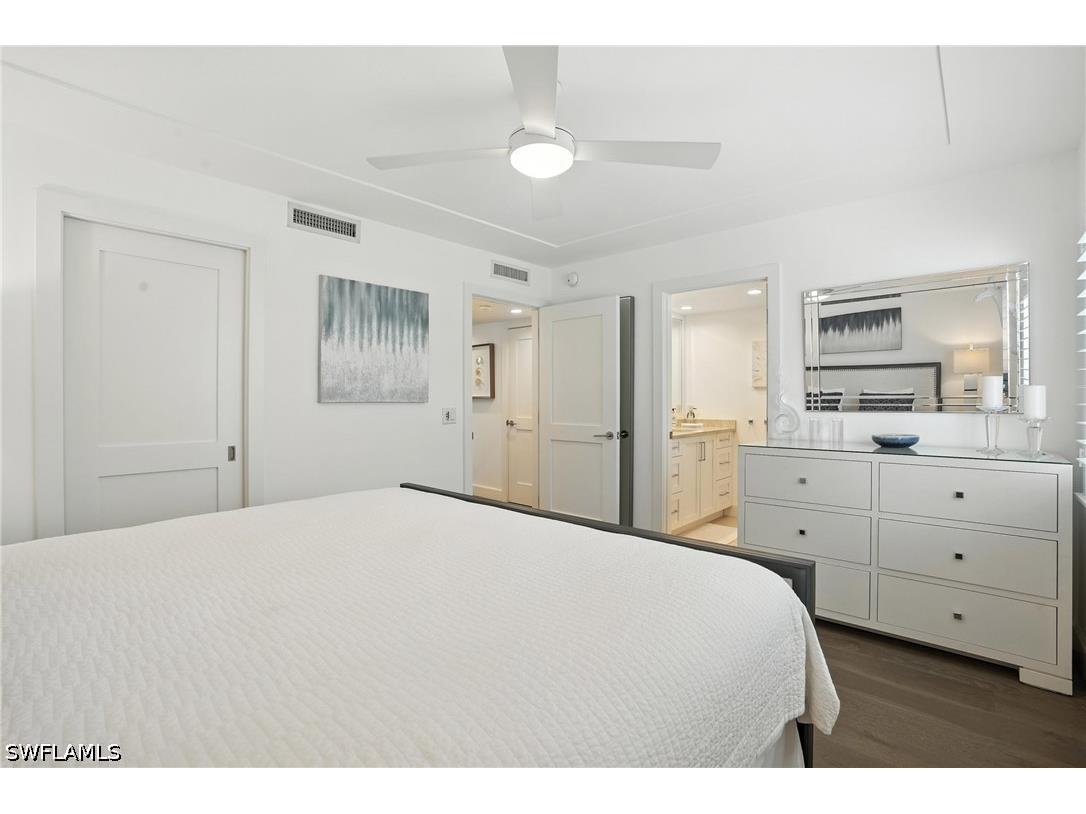 9517 Gulf Shore Drive #401 Naples FL 34108 226015587 image32