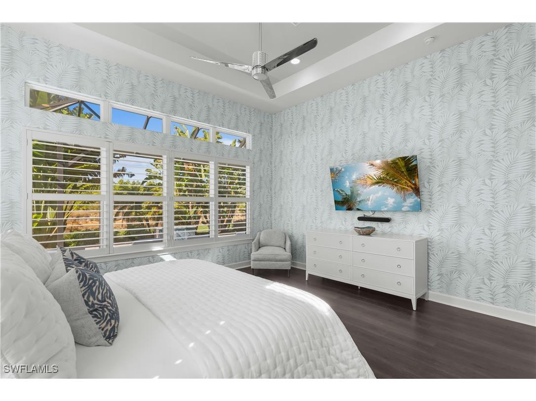 9517 Montelanico Loop Naples FL 34119 225081058 image17