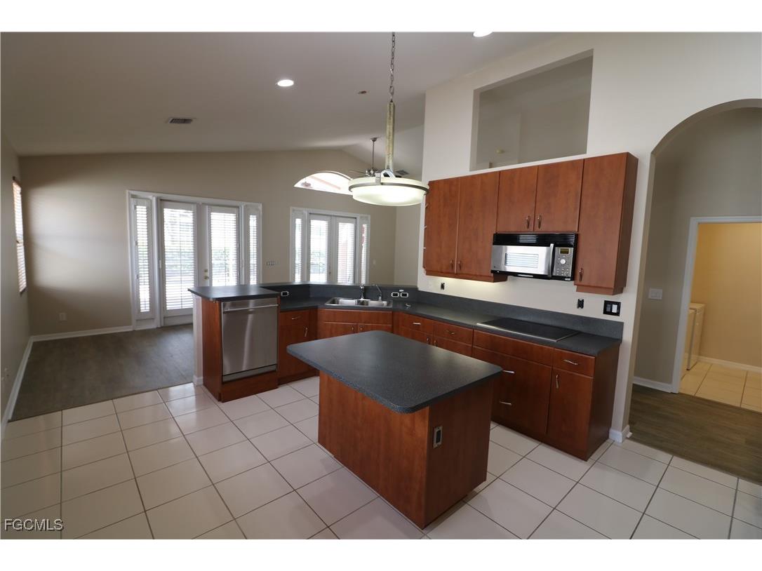 9519 Lismore Lane Estero FL 33928 2025009068 image8