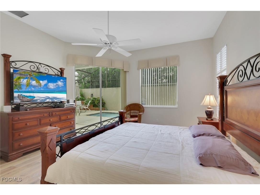 9519 Mariners Cove Lane S Fort Myers FL 33919 2025019190 image23