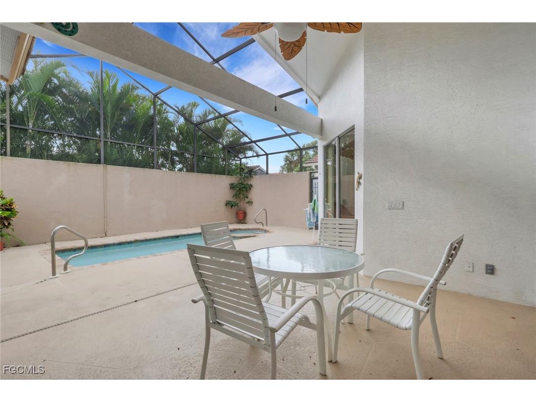 9519 Mariners Cove Lane S Fort Myers FL 33919 2025019190 image29