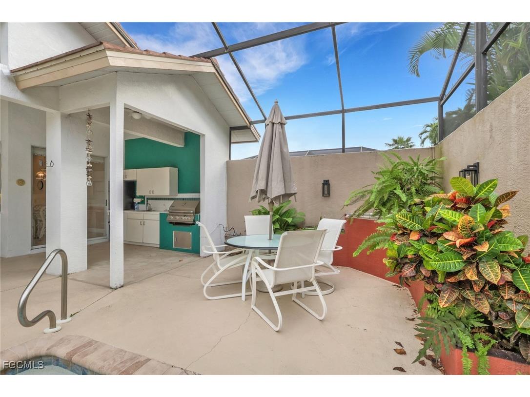 9519 Mariners Cove Lane S Fort Myers FL 33919 2025019190 image30