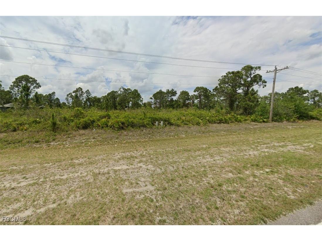 952 Columbus Boulevard S Lehigh Acres FL 33974 2025003978 image3