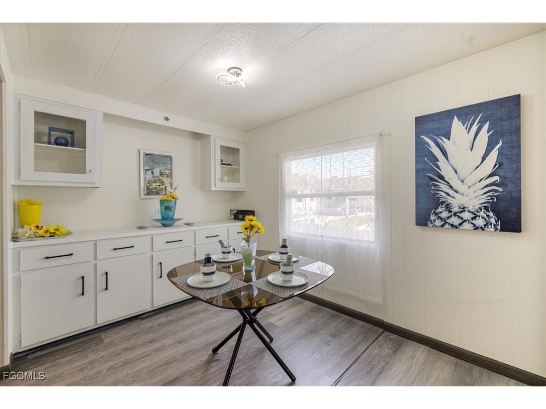 952 Days Lane North Fort Myers FL 33917 2025022430 image6