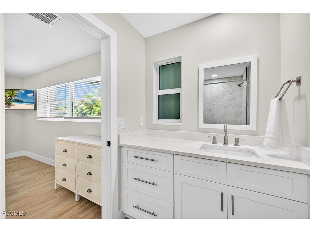 952 Kings Crown Drive Sanibel FL 33957 2026004217 image22