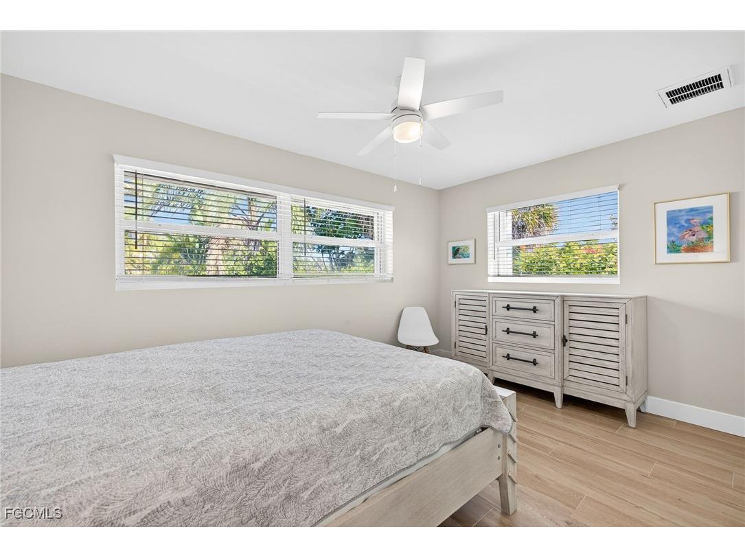 952 Kings Crown Drive Sanibel FL 33957 2026004217 image25