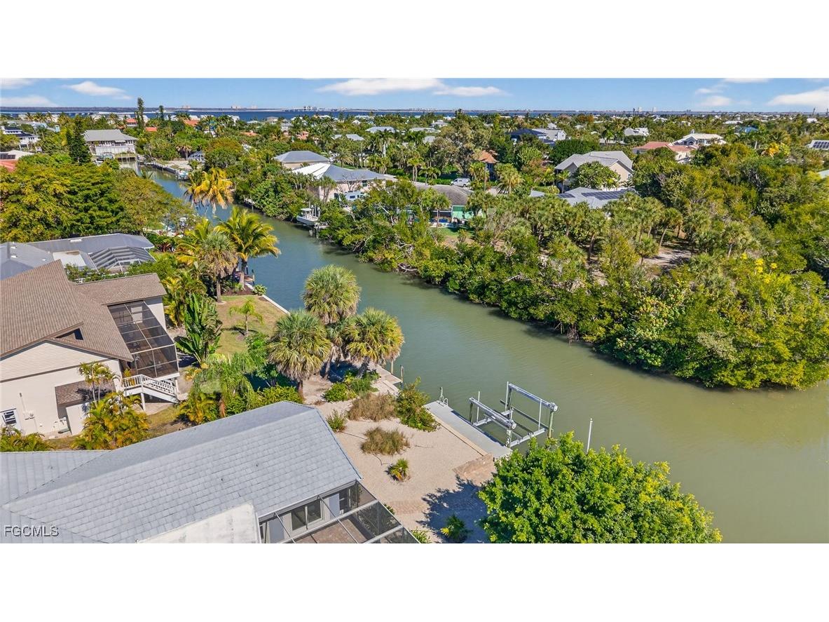 952 Kings Crown Drive Sanibel FL 33957 2026004217 image41